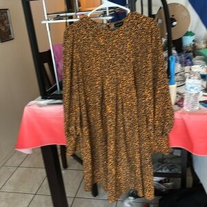 Who what wear brand dress from Target worn a few times impeccable condition